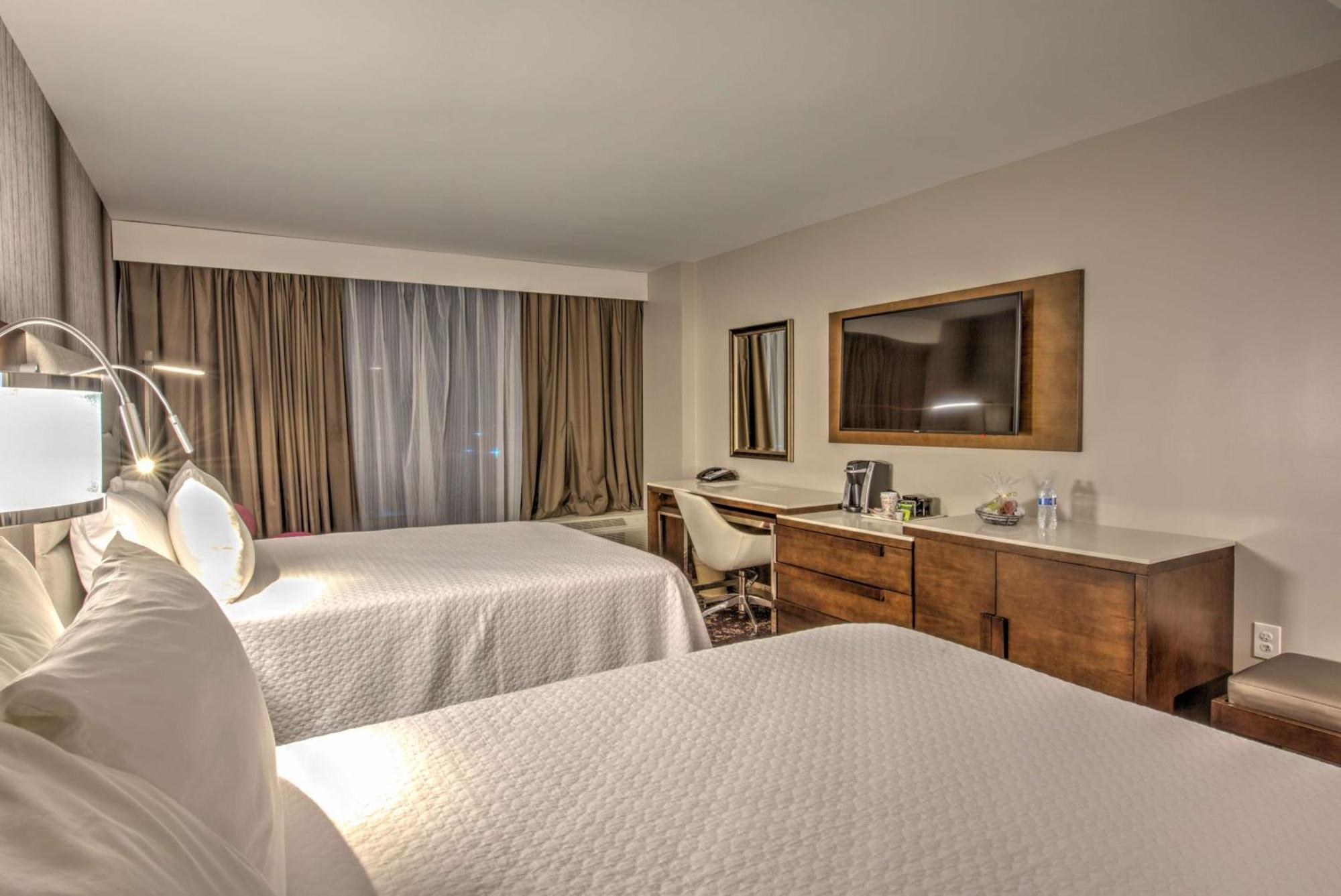 Doubletree By Hilton Houston Brookhollow Exterior photo